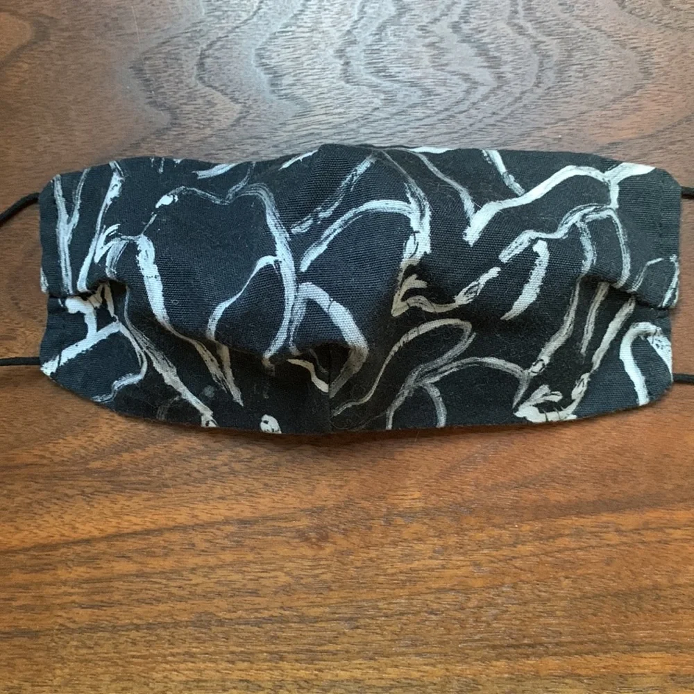 Hunt Slonem face mask